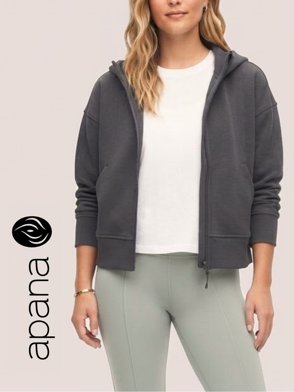 Athleisure Jacket • NWT
Apana • Women’s Zip Up Hoodie New With Tags